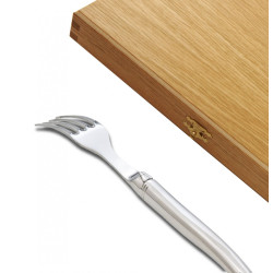 Prestige range Laguiole forks for dessert polished finish